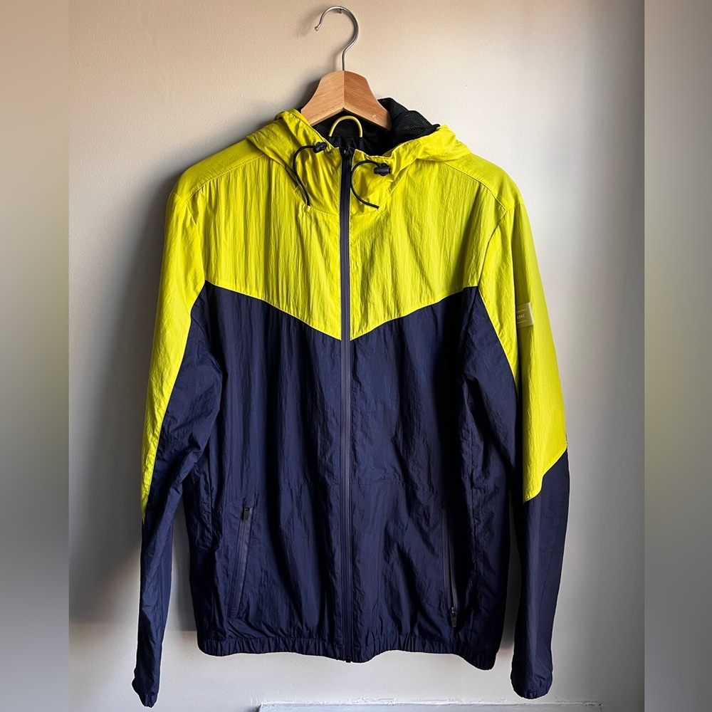 Jack & Jones medium/large windbreaker